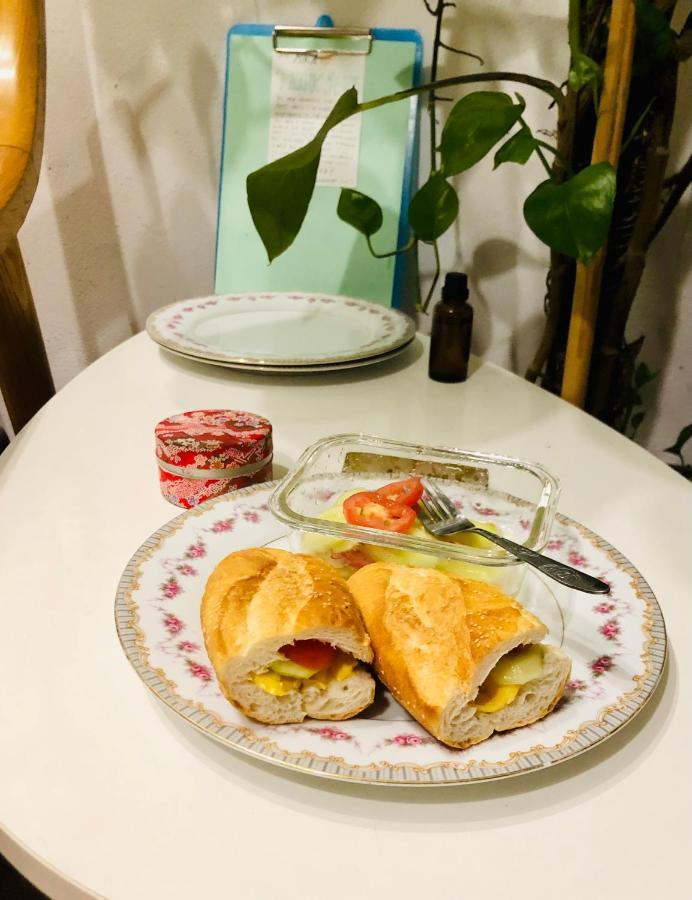 Simple & Cozy Hanoi Homestay Экстерьер фото